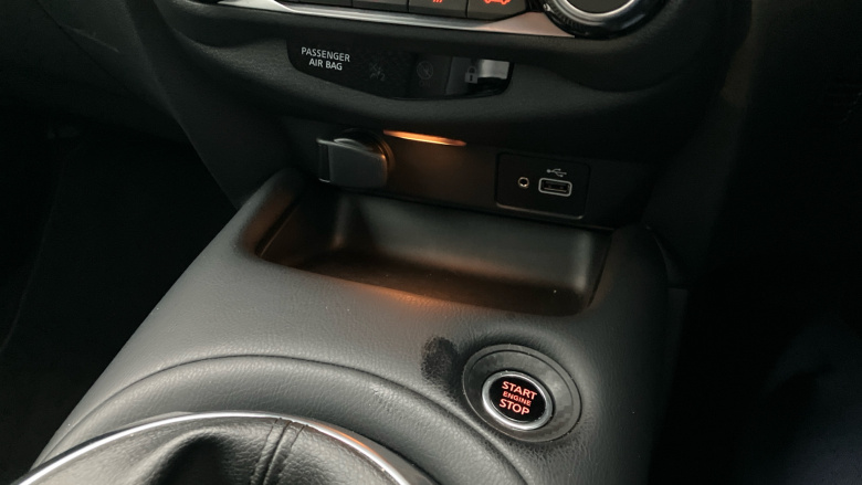 Nissan Juke 1.0 DiG-T 114 N-Connecta 5dr Petrol Hatchback